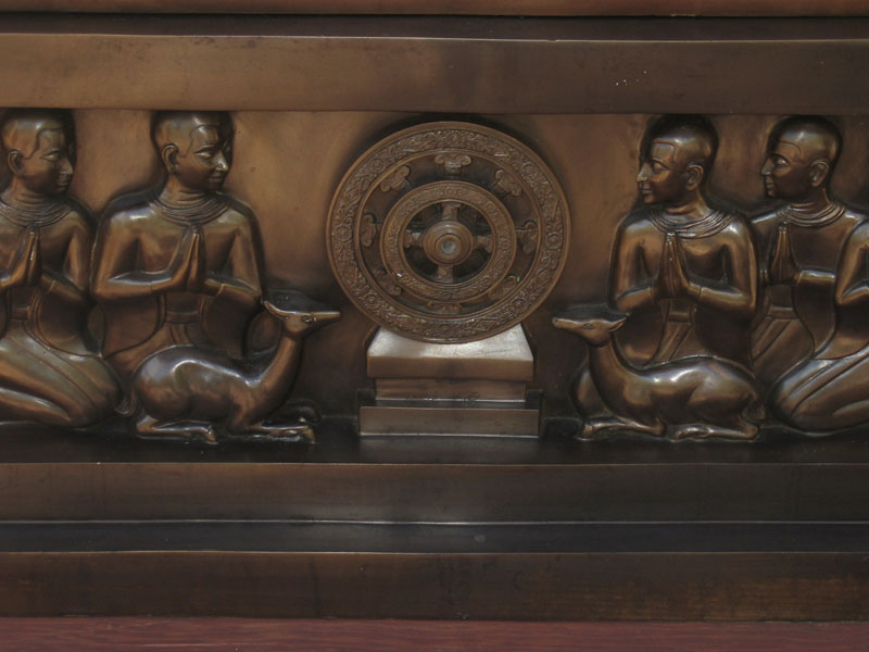 Sarnath Buddha (detail -2) (mr 0152).jpg